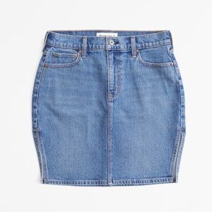 NWT Abercrombie Pencil Denim Mid Rise Skirt 33